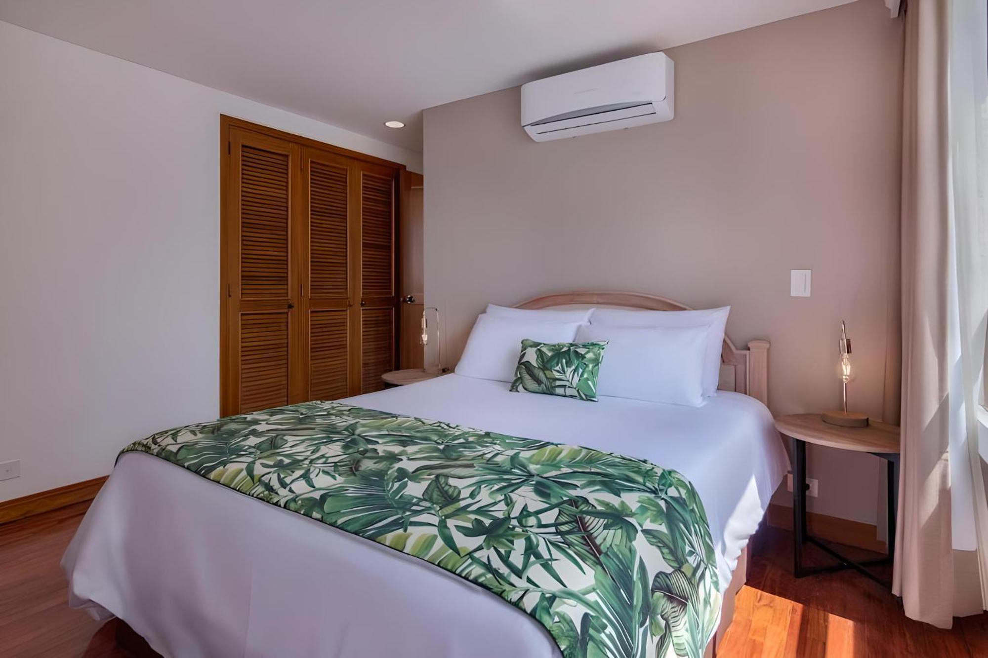 Alcazar de Oviedo by EE Hoteles Medellín Habitación foto